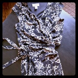Super Cute Short Sleeved Loft Wrap Dress